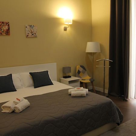Holiday In Home Suite Archimede Catania Exterior photo