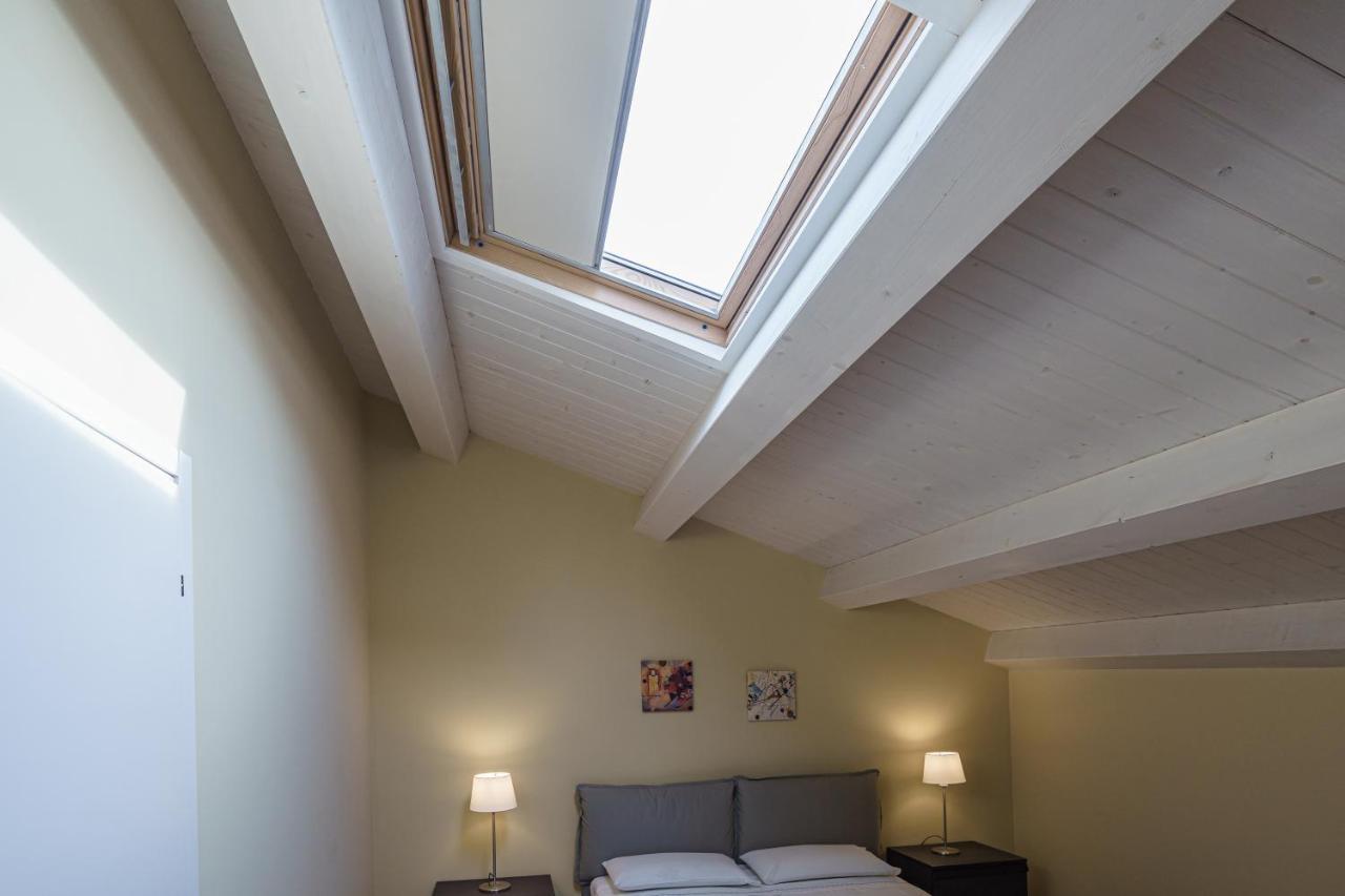 Holiday In Home Suite Archimede Catania Exterior photo