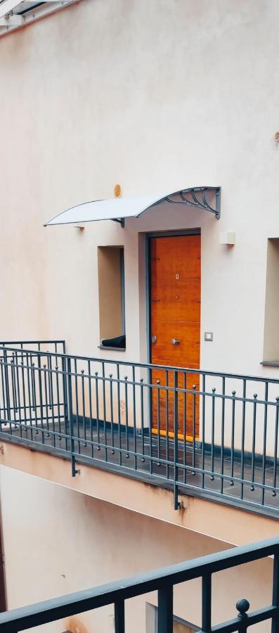Holiday In Home Suite Archimede Catania Exterior photo