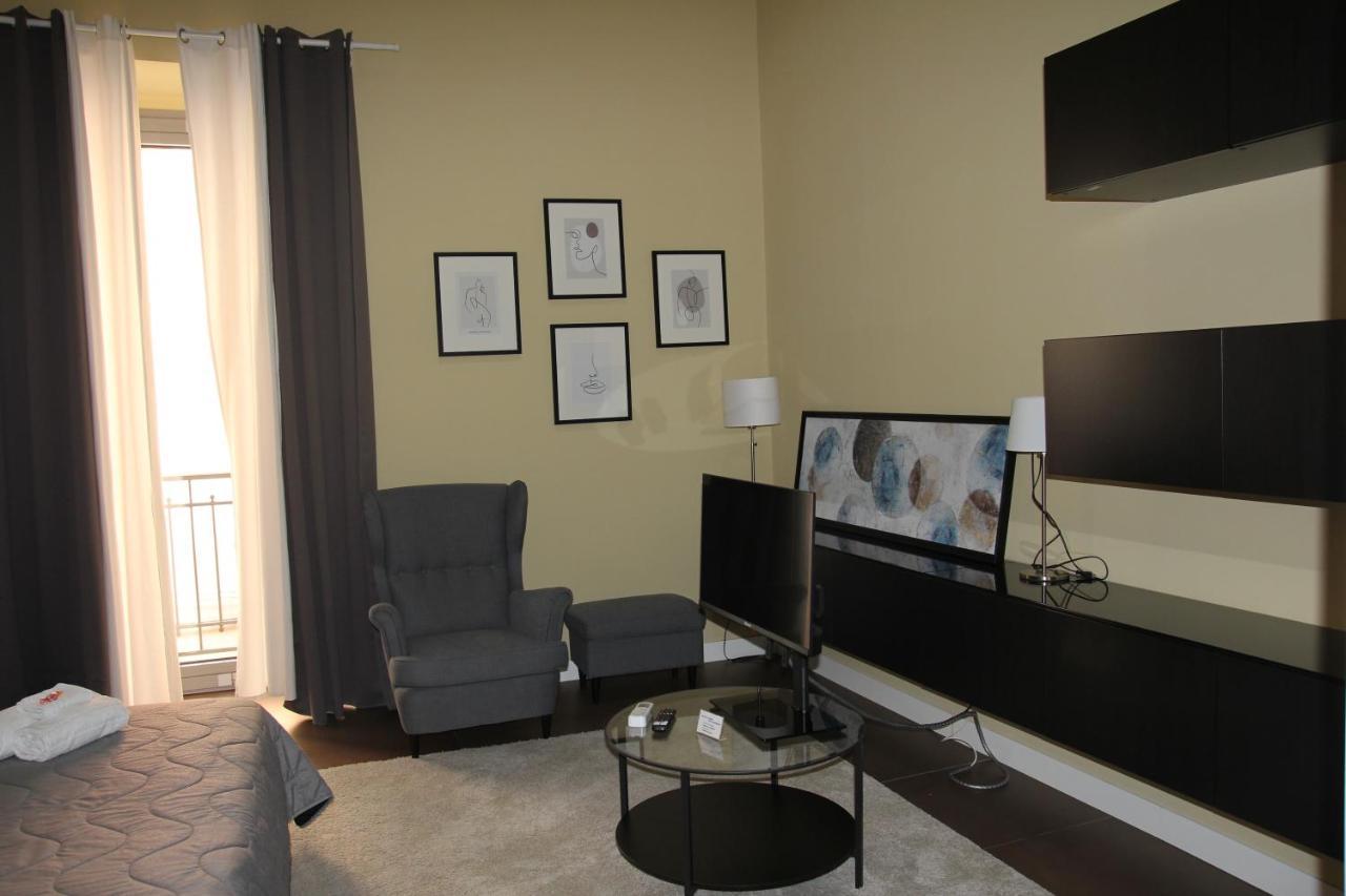 Holiday In Home Suite Archimede Catania Exterior photo