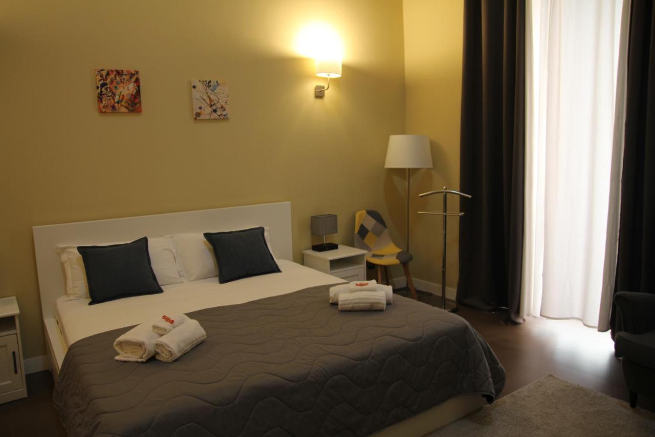 Holiday In Home Suite Archimede Catania Exterior photo