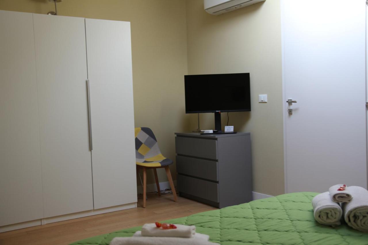 Holiday In Home Suite Archimede Catania Exterior photo